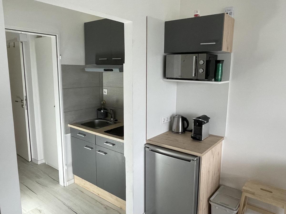 Apartment Rhein - Central - Balcony - Tradefair นอยส์ ภายนอก รูปภาพ